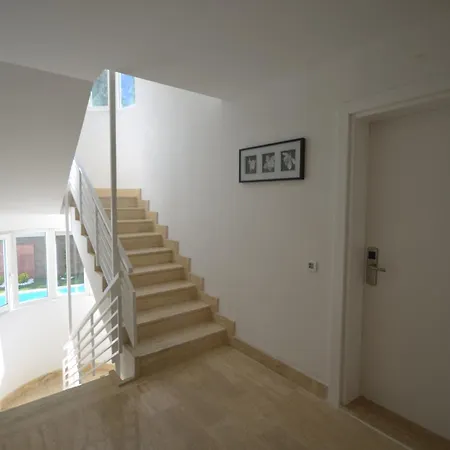 Doc's Boutique Kemer