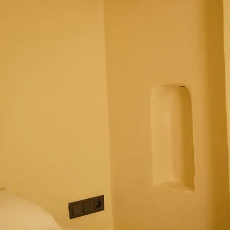 Doc's Boutique Hotel 3*