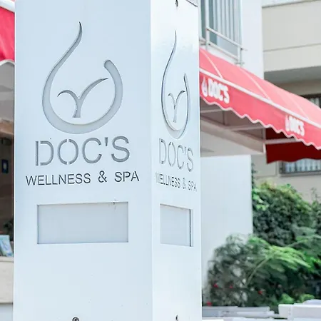 Doc's Otel Kemer