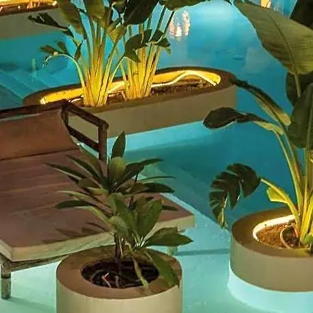Doc's Boutique Hotel