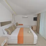 Doc's Boutique 4*