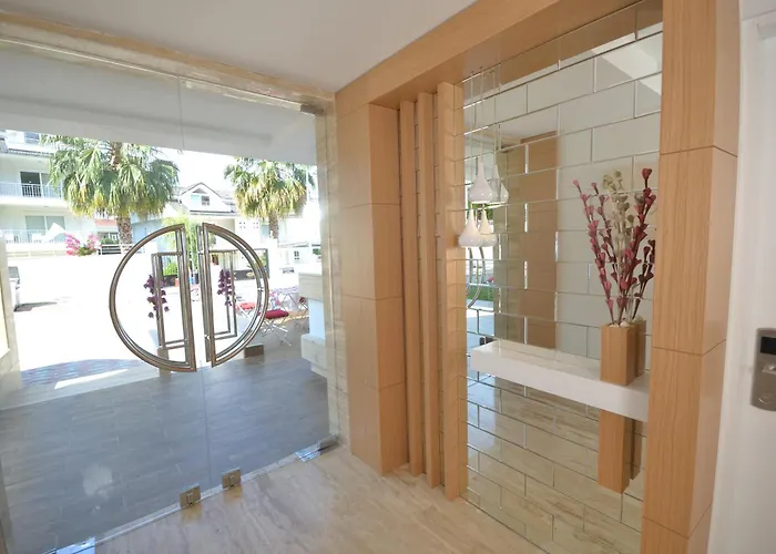 Doc's Boutique Hotel 4*