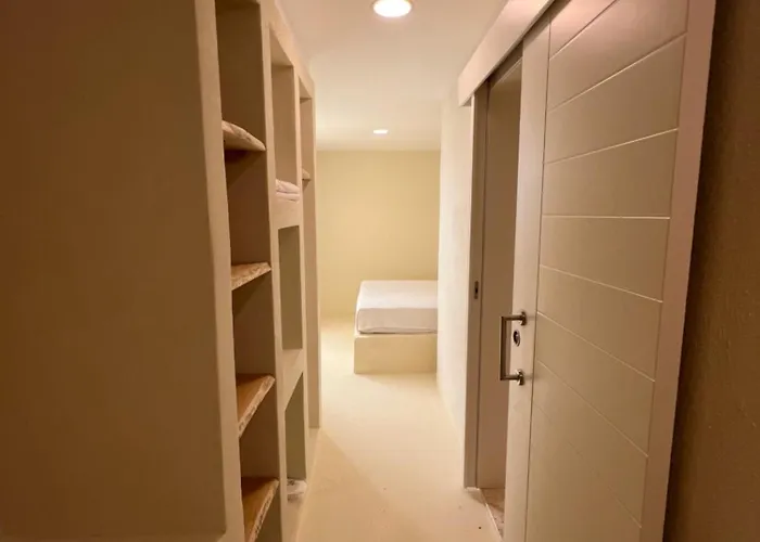 Doc's Boutique 4*
